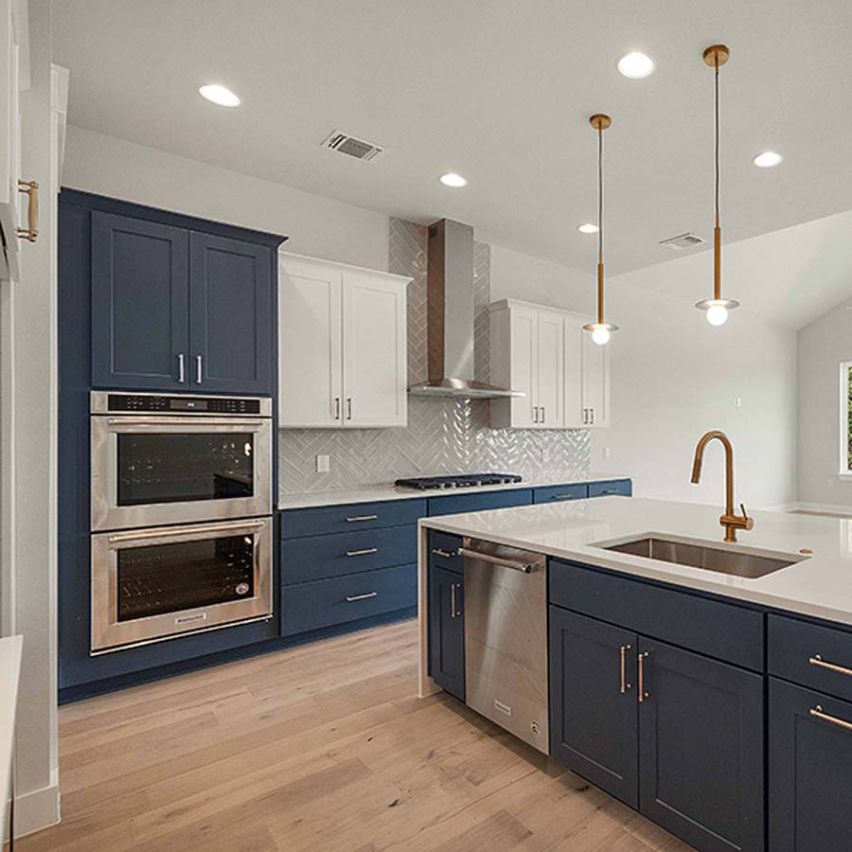 Wire Brushed Corvina White Oak Flooring - 7